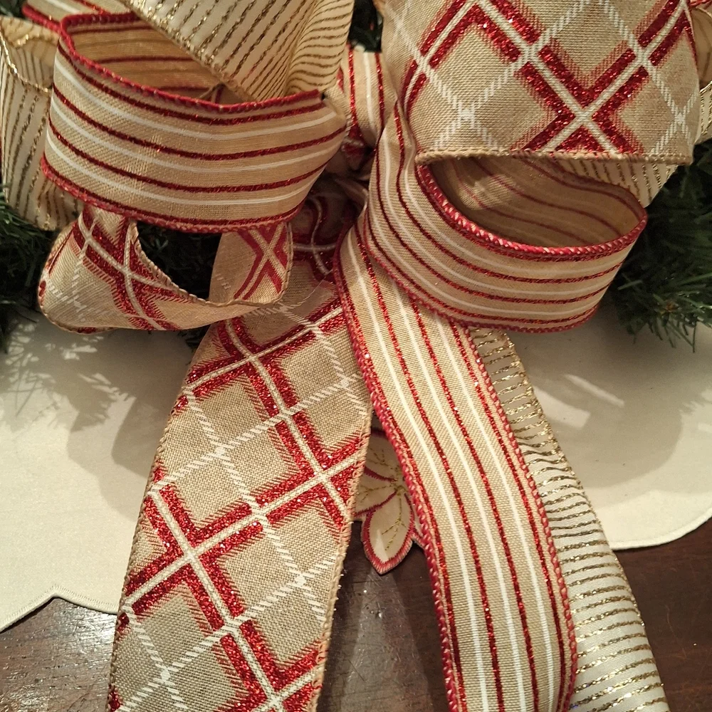 Festive Holiday Centerpiece with Red and Gold Accents